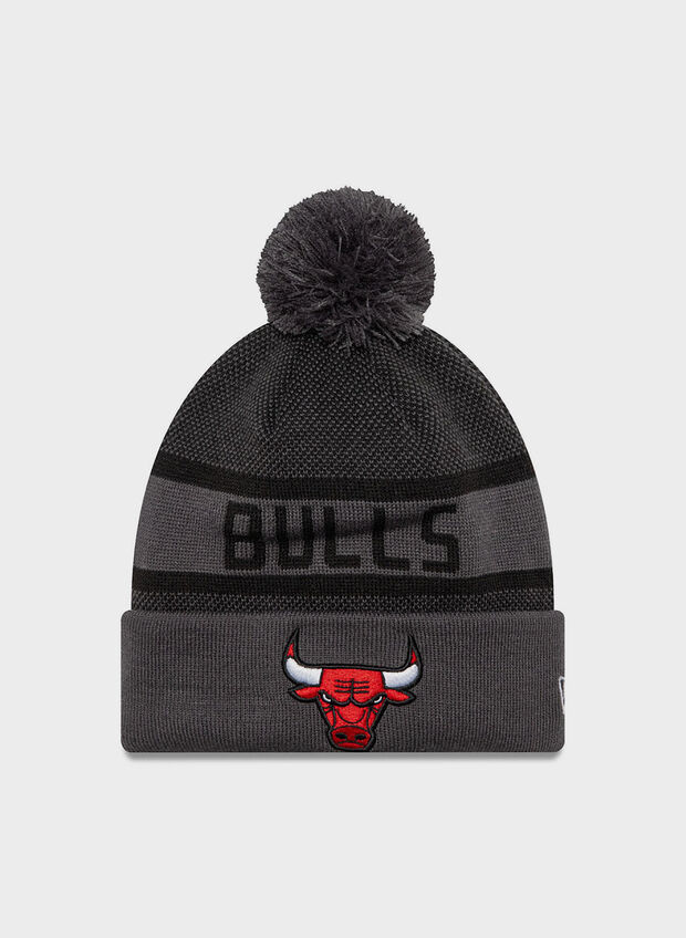 CAPPELLO IN MAGLIA CHICAGO BULLS CON PONPON, BLK, large