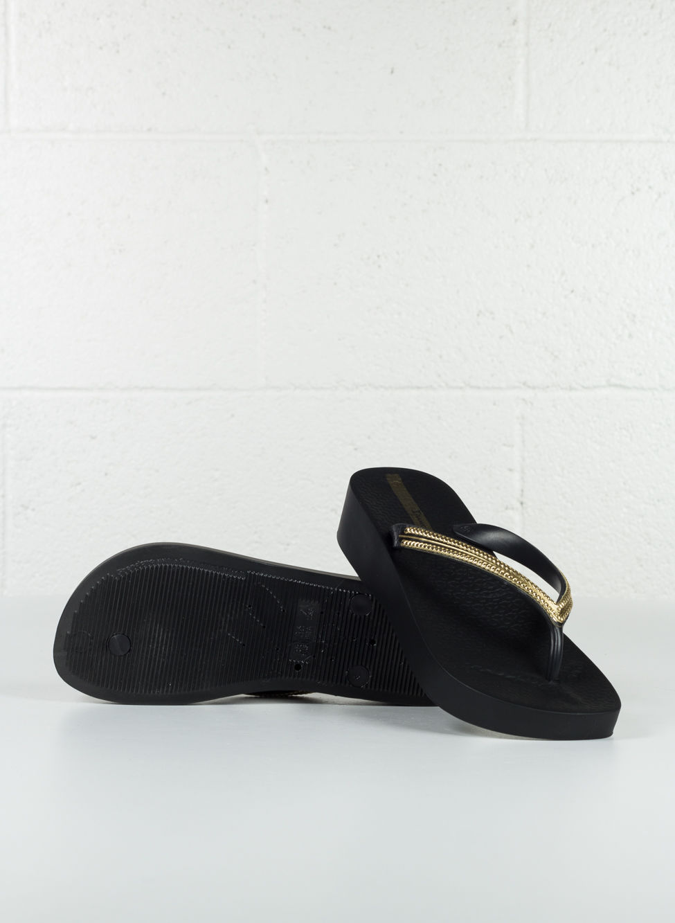 IPANEMA INFRADITO CON ZEPPA TROPICAL Donna Nero | Mascheroni Sportswear