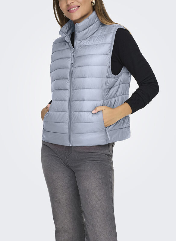 SMANICATO ONLTAHIA, TRADEWINDS CELESTE, medium