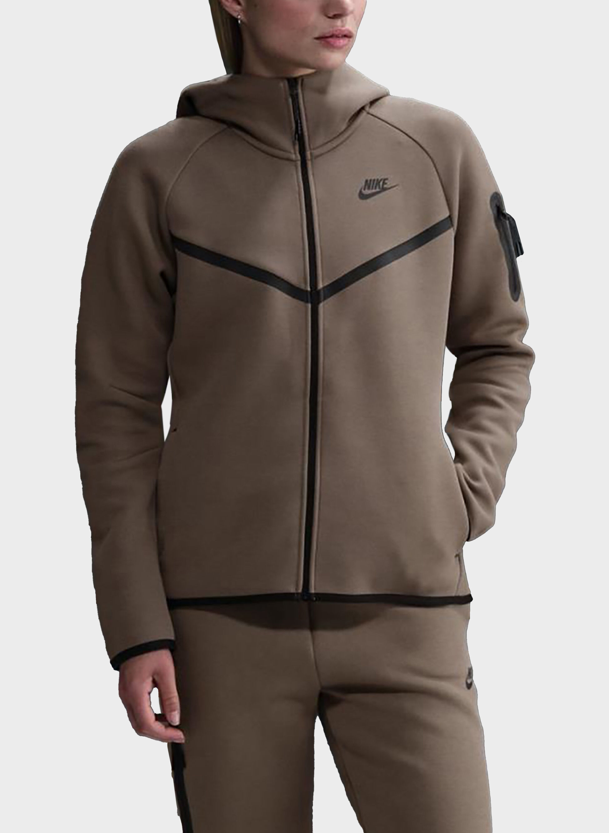 NIKE FELPA TECH