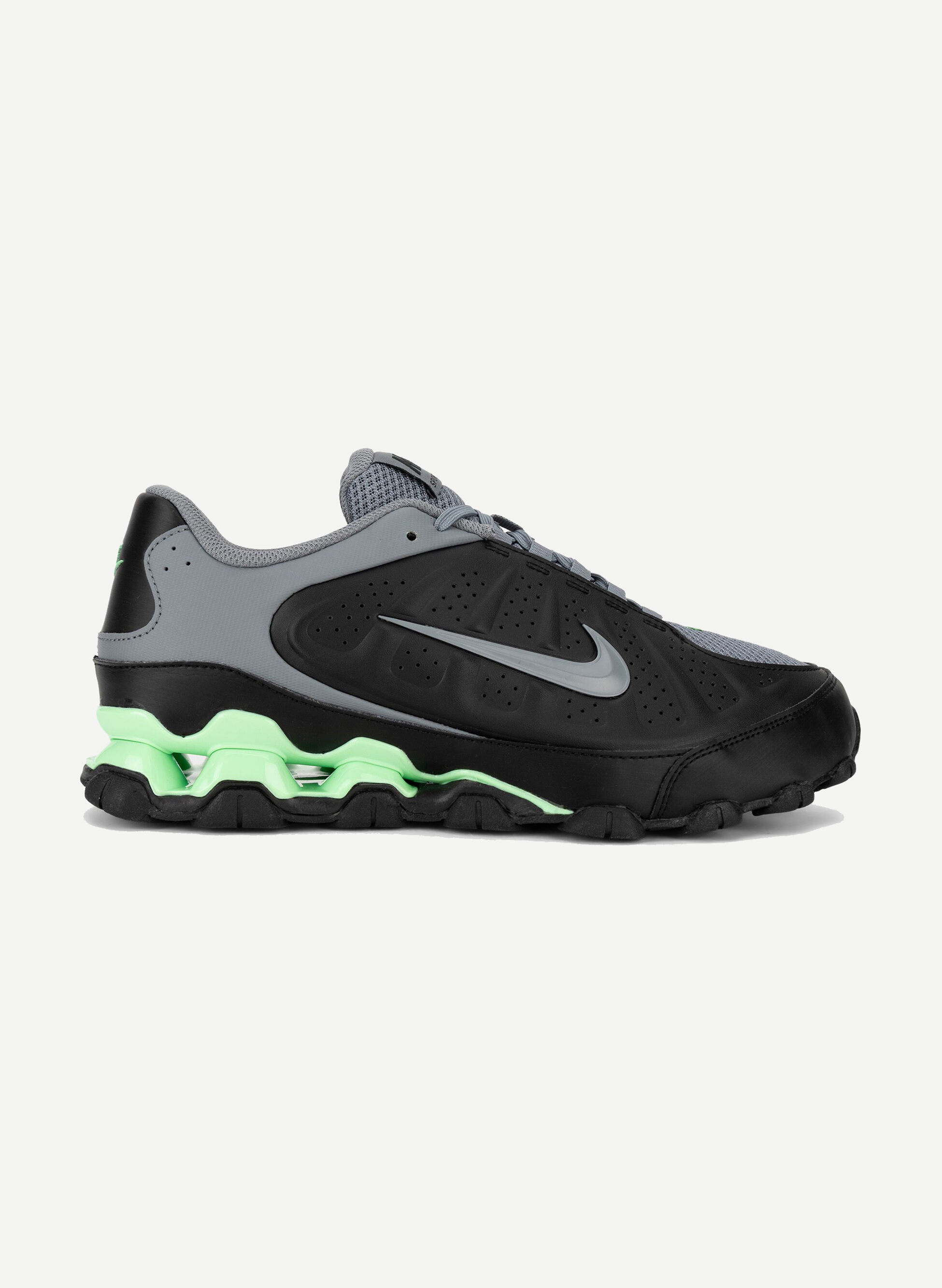 Scarpa Nike Reax 8