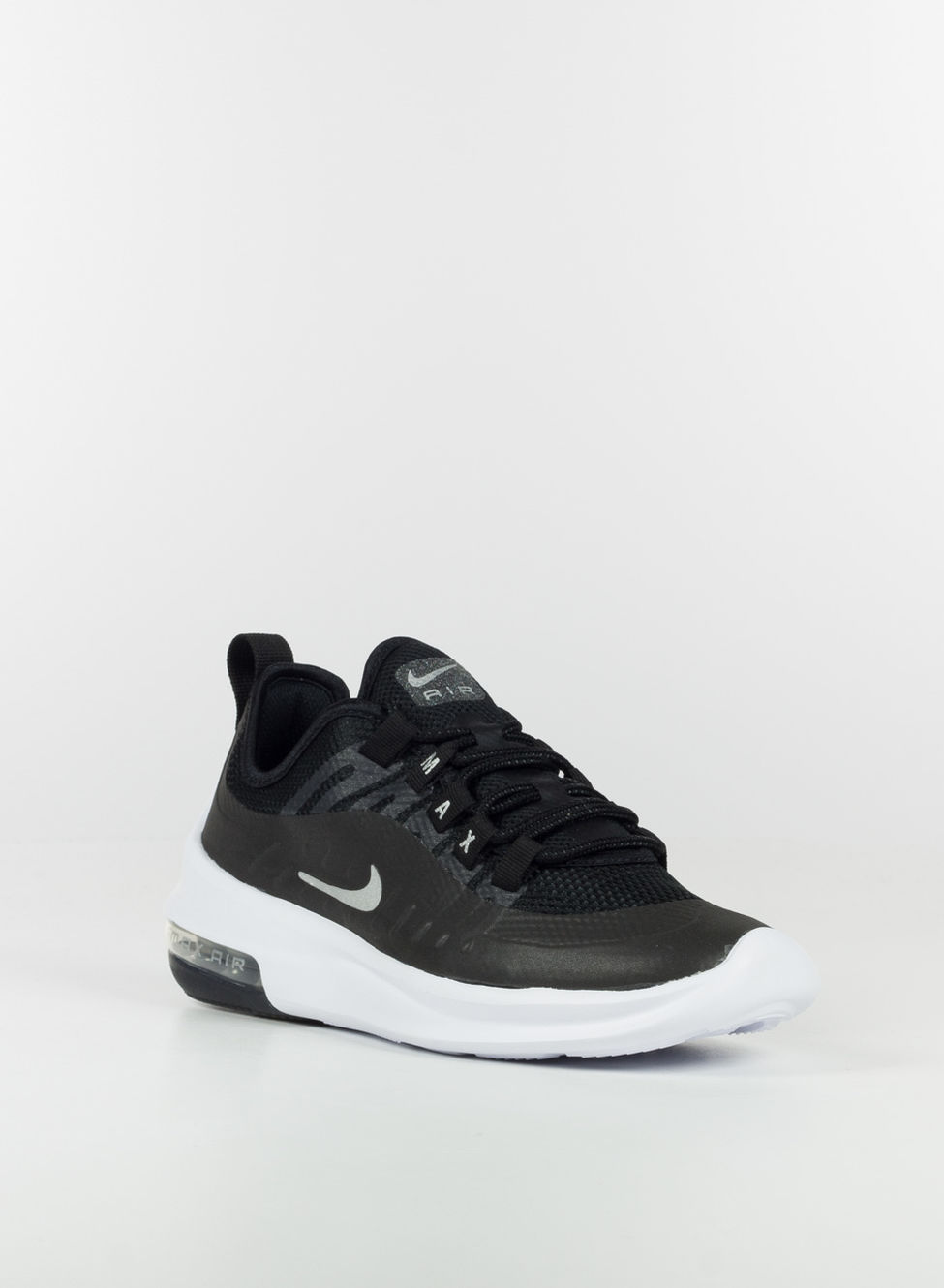 nike axis premium
