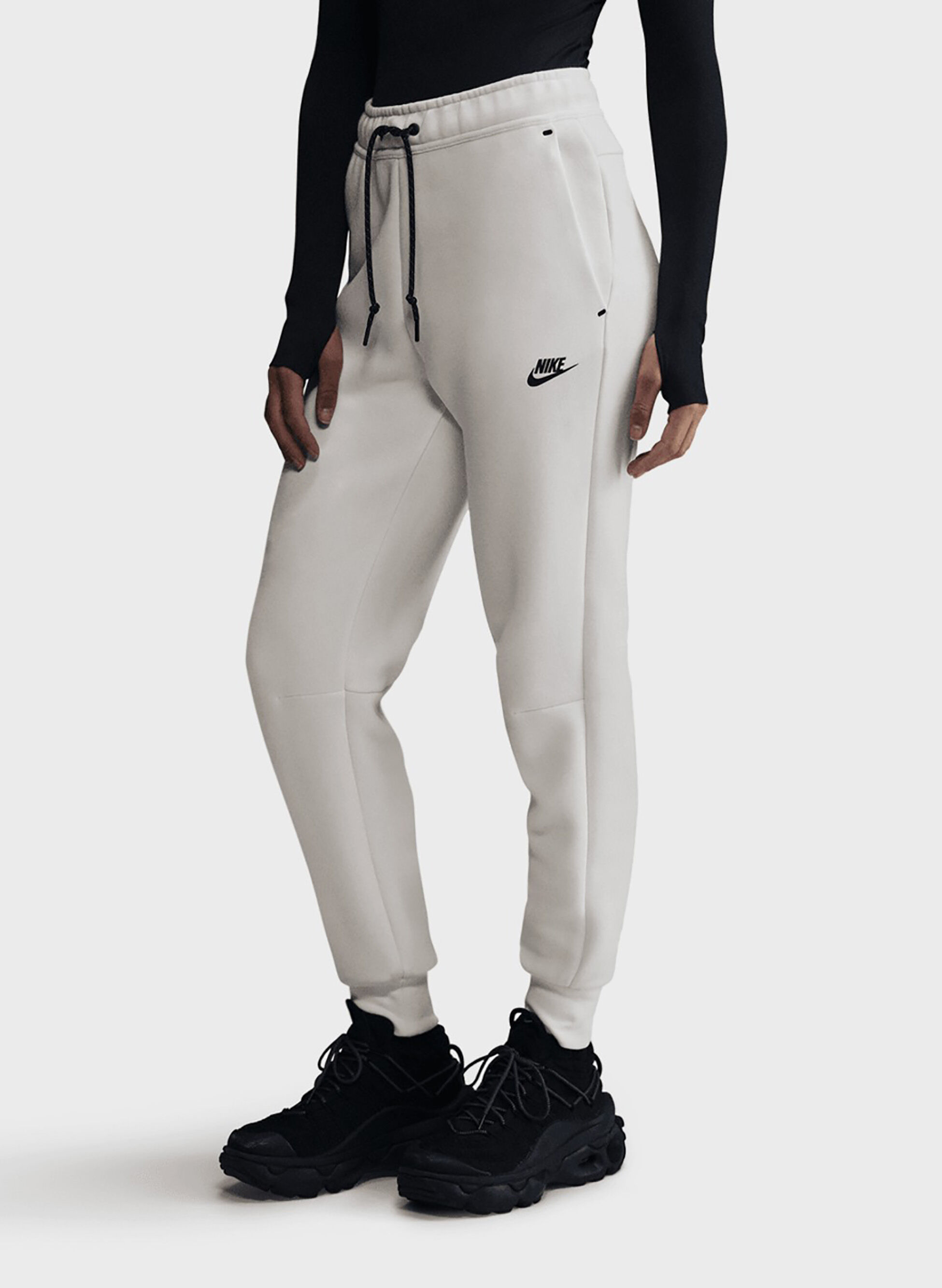 NIKE PANTALONE JOGGER TECH FLEECE L