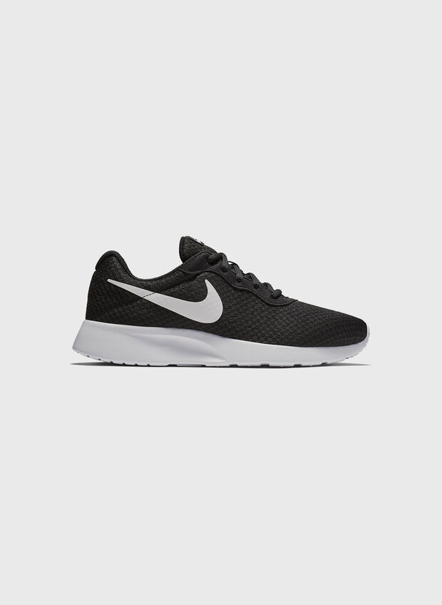 Nike Tanjun, Collezione Estate 2022 - Stileo.it