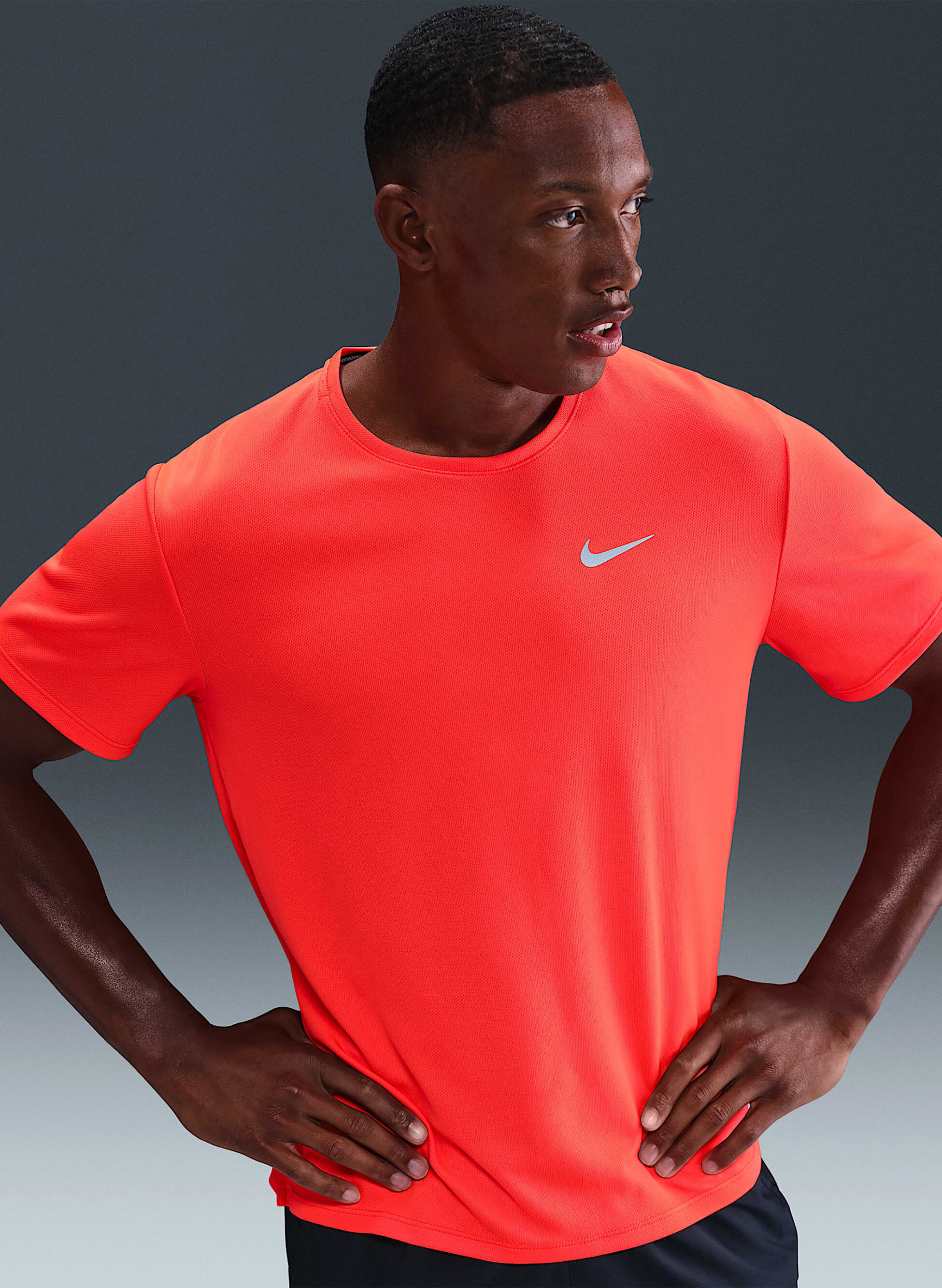 MAGLIA MILER A MANICA CORTA DRI-FIT UV S