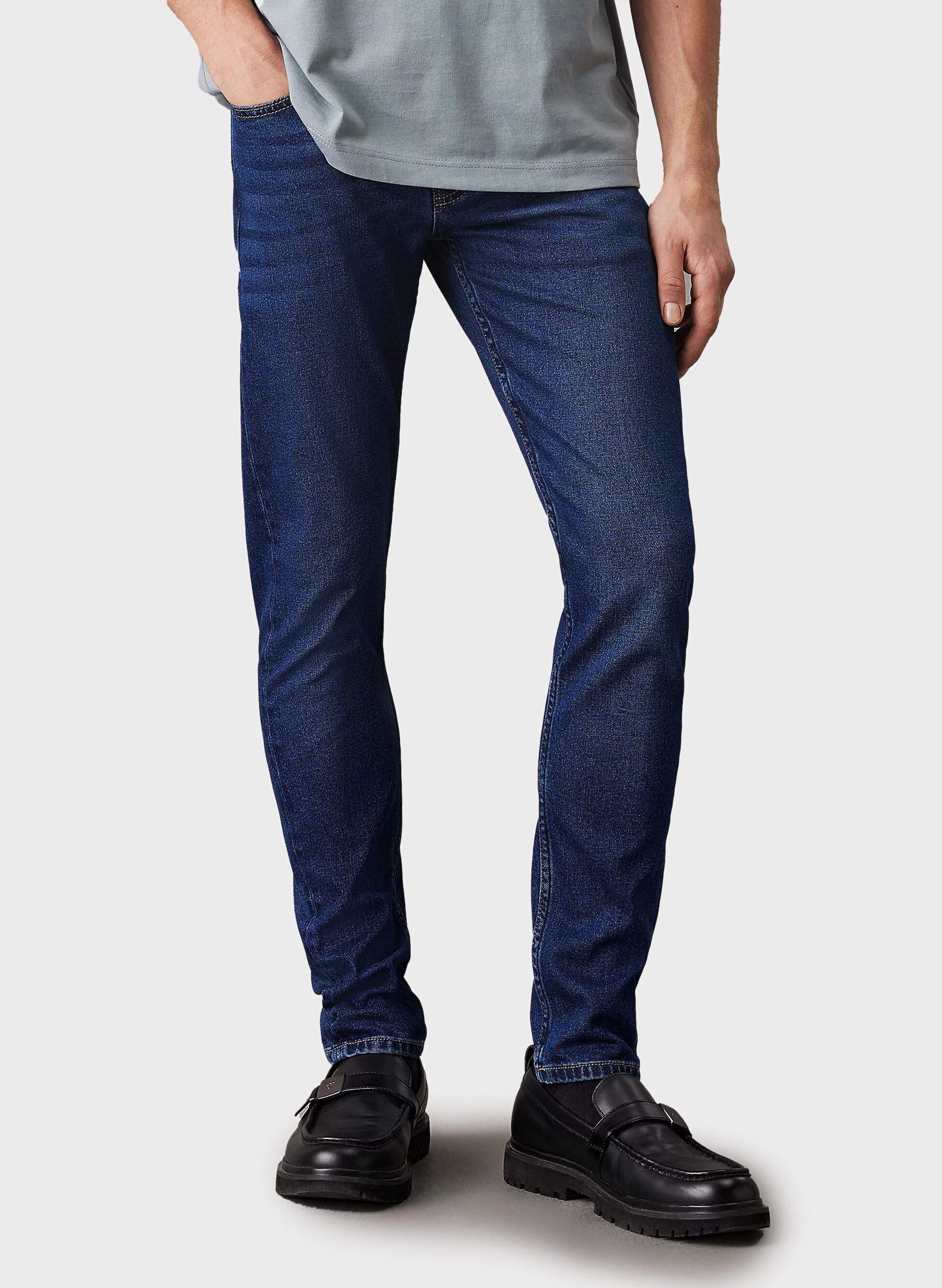 JEANS SLIM FIT 29-32