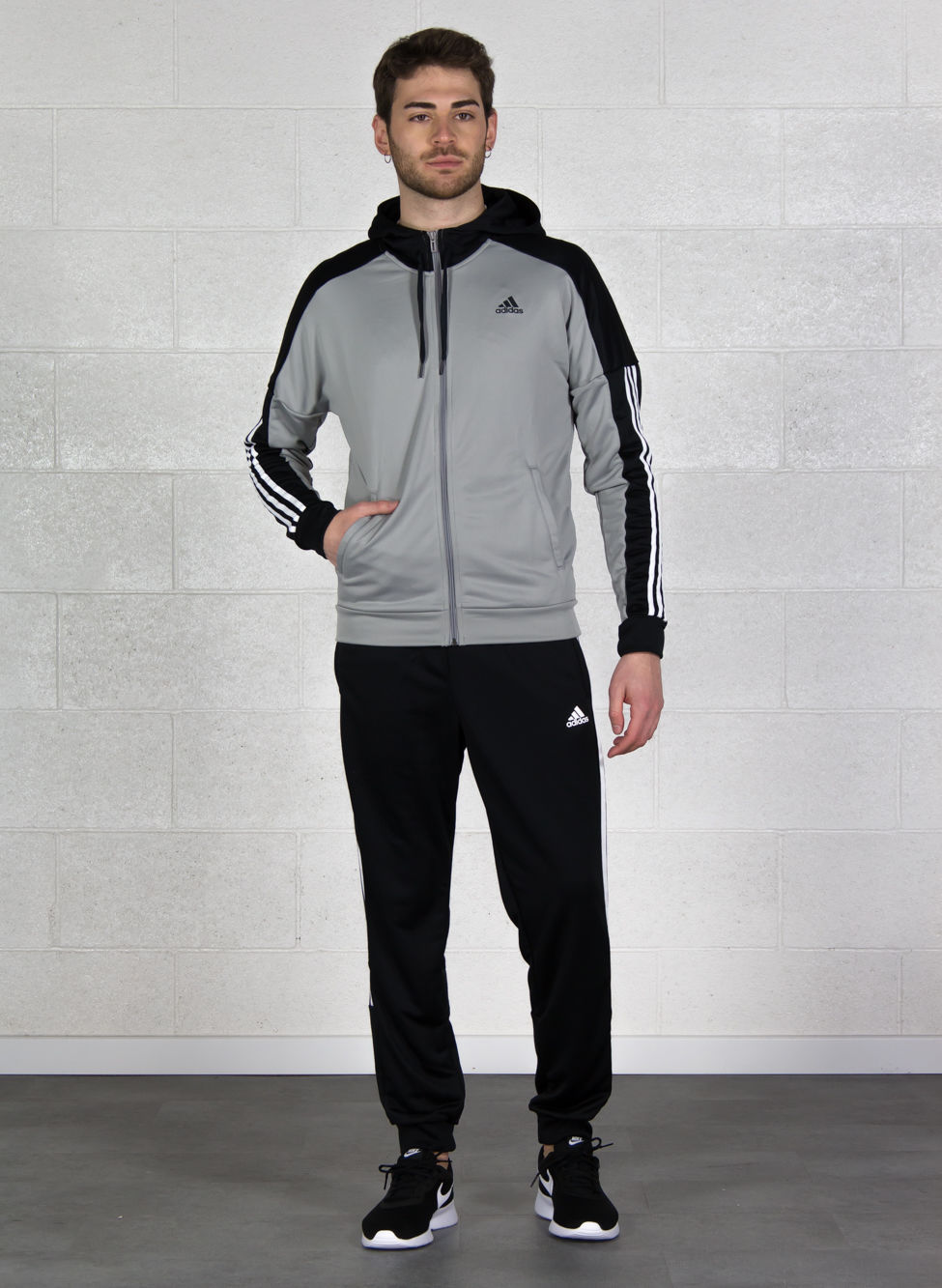 ADIDAS TUTA GAME TIME Grey, Black | Sport85