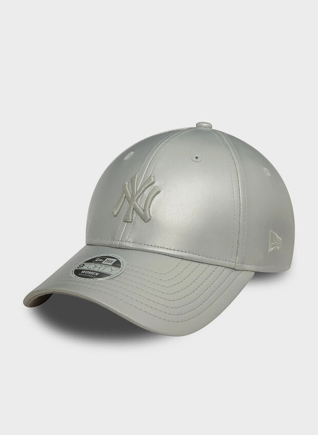 CAPPELLO NEW YORK YANKEES IN ECOPELLE, SILVER, large